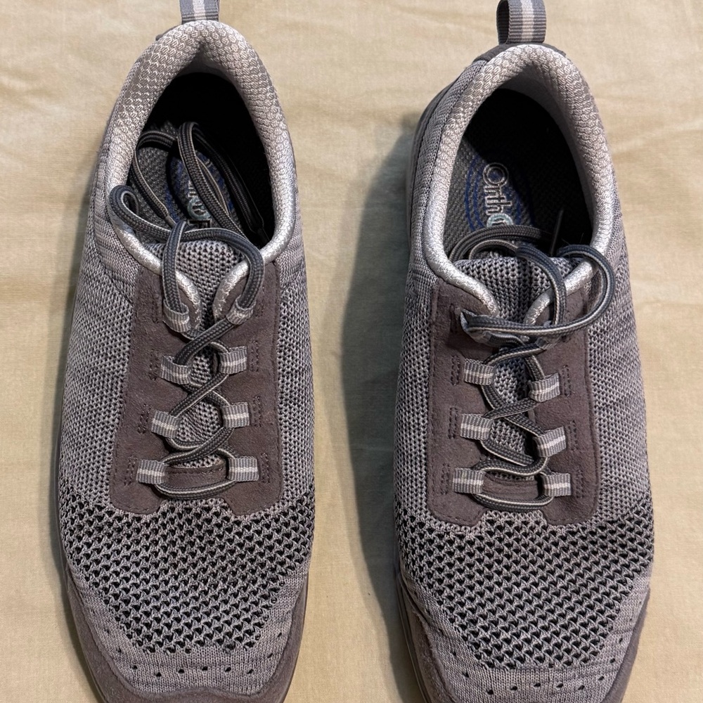 Women's Gray Athletic Shoes